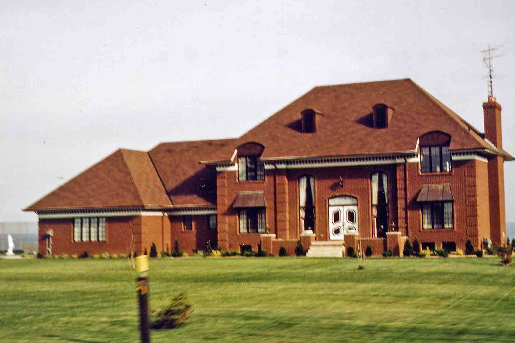 Villa at Lake Erie