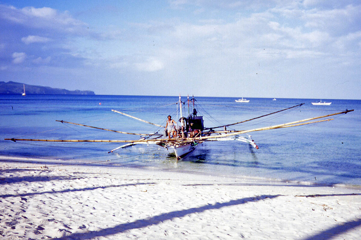 fisherboat on boracay